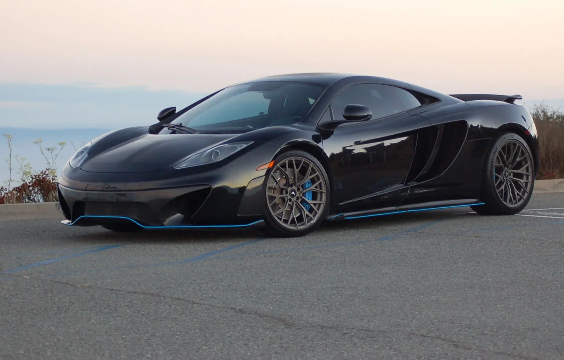 2012 McLaren MP4-12C - Image 18 of 31