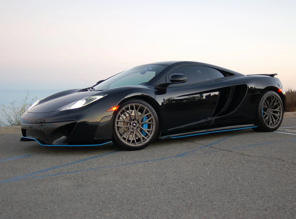 2012 McLaren MP4-12C - Image 14 of 31
