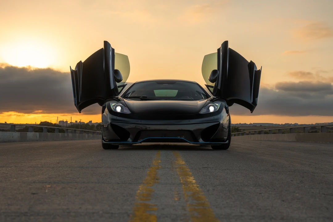 2012 McLaren MP4-12C - Image 6 of 31