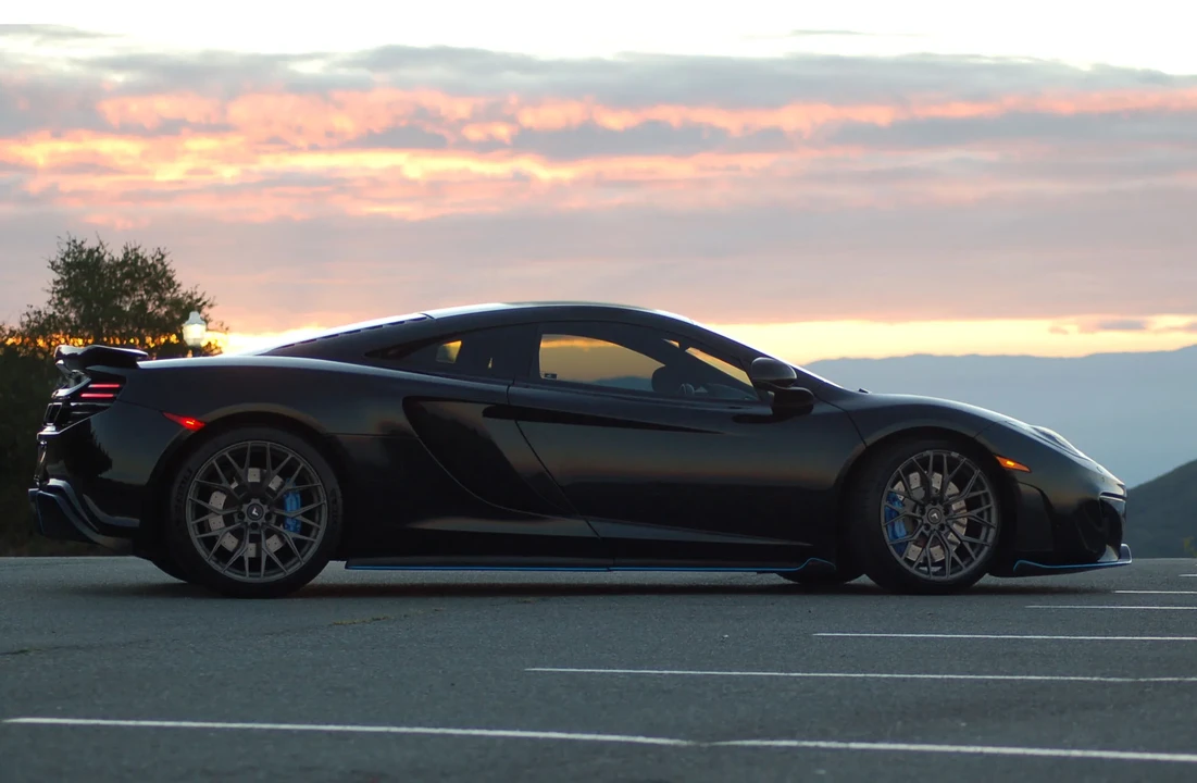 2012 McLaren MP4-12C - Image 26 of 31