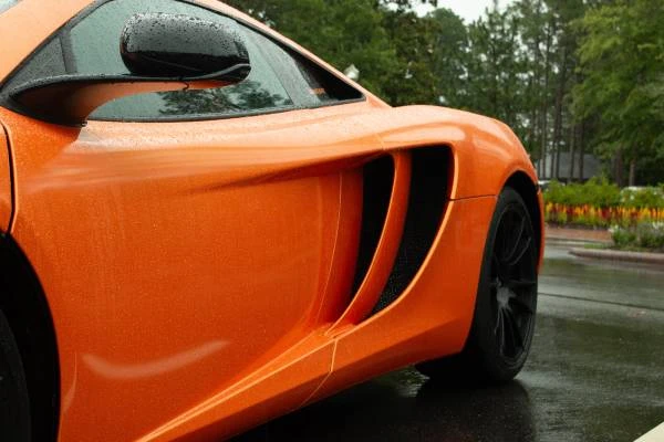 2012 McLaren MP4-12C - Image 2 of 10