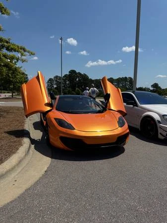 2012 McLaren MP4-12C - Image 4 of 10