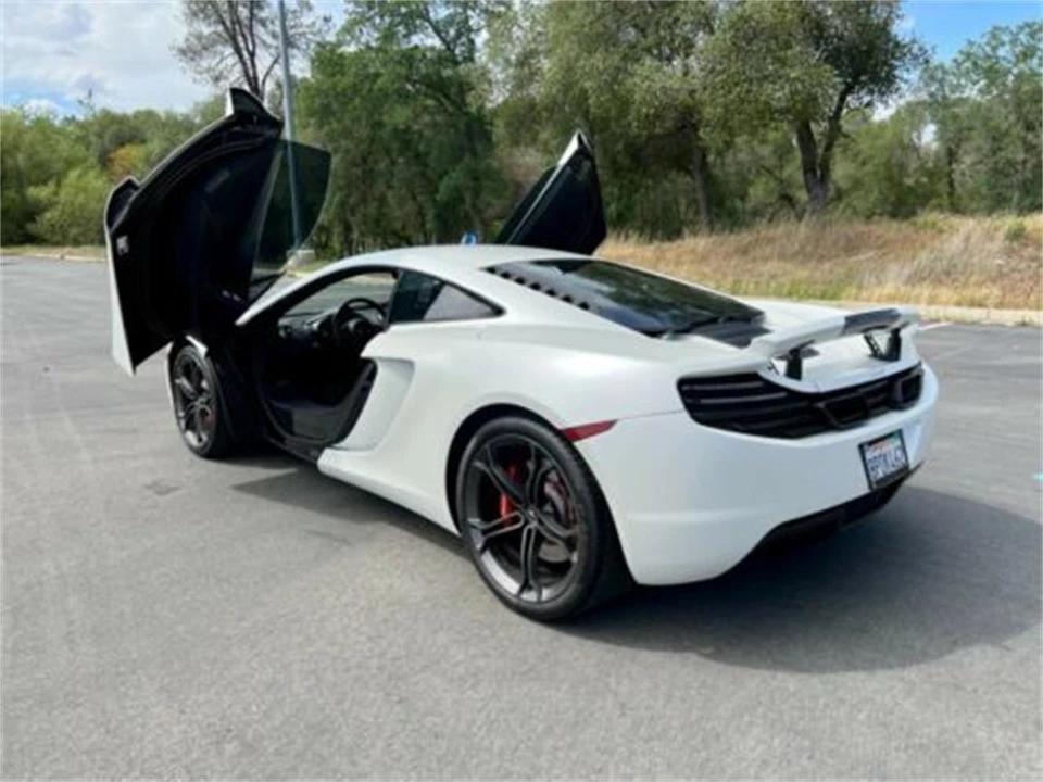 2012 McLaren MP4-12C - Image 4 of 21