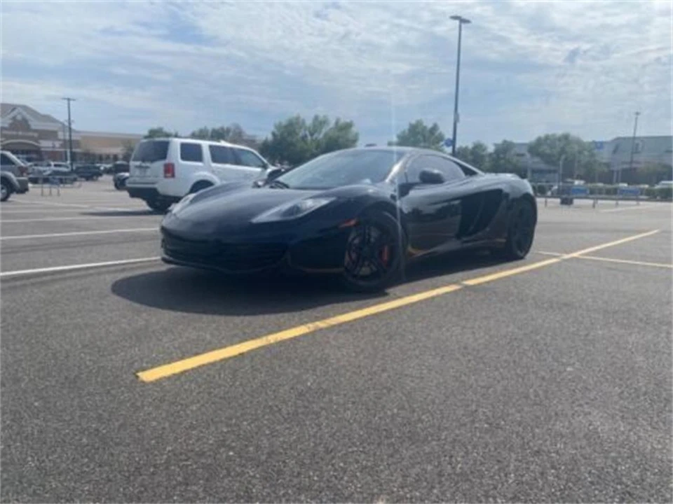 2012 McLaren MP4-12C - Image 20 of 23