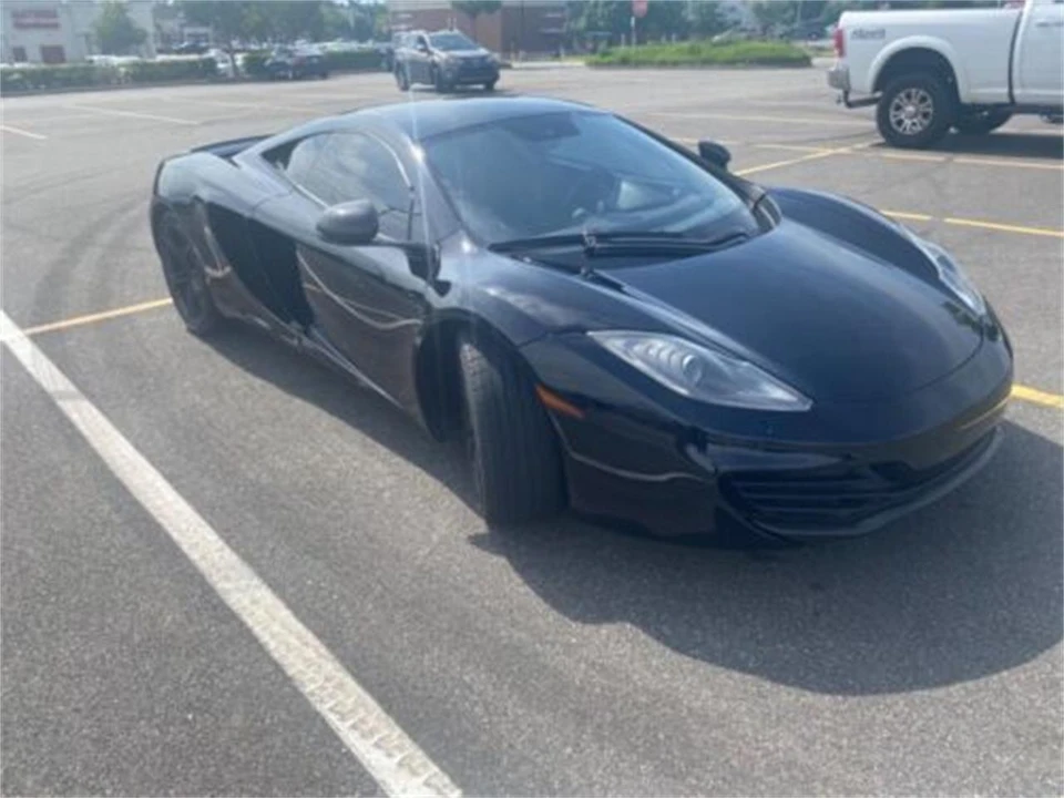 2012 McLaren MP4-12C - Image 22 of 23