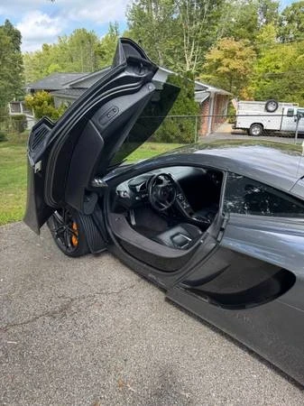 2012 McLaren MP4-12C - Image 9 of 12