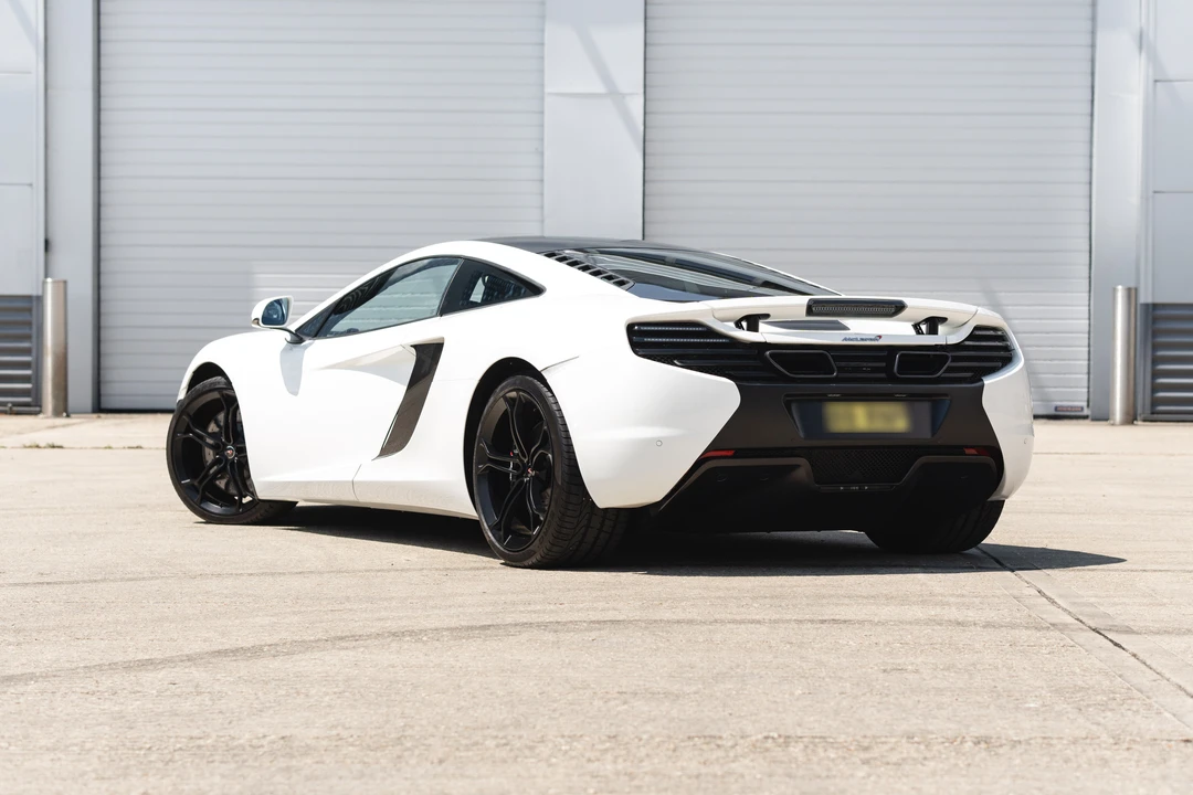 2012 McLaren MP4-12C - Image 12 of 31