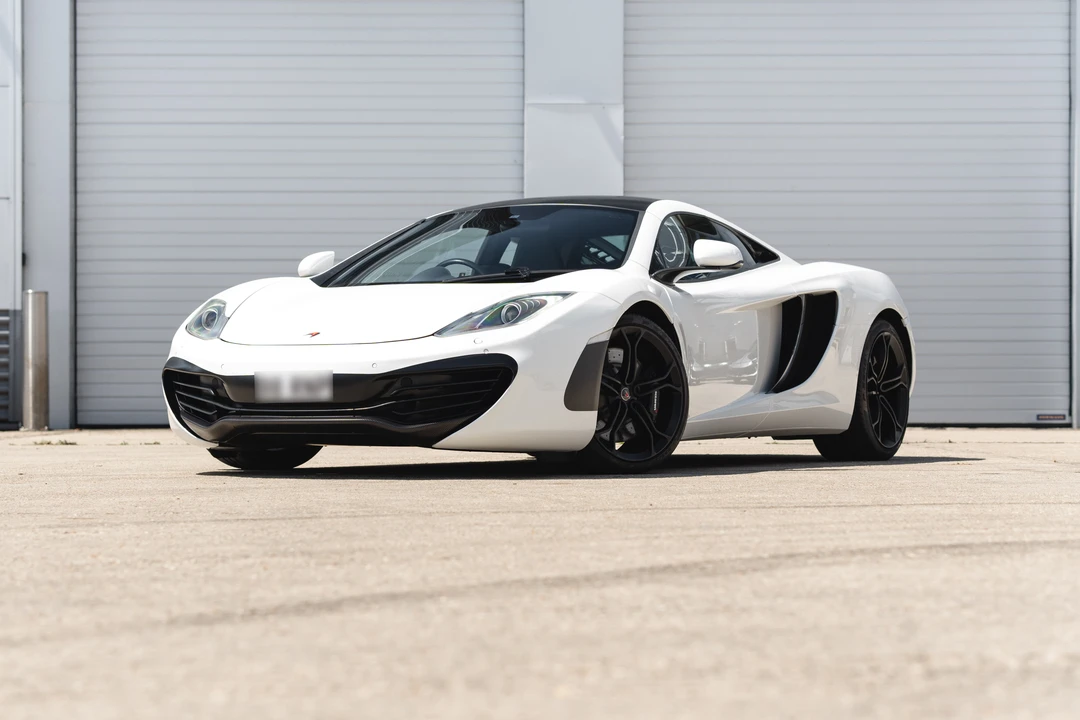 2012 McLaren MP4-12C - Image 11 of 31