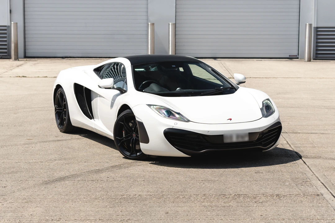 2012 McLaren MP4-12C - Image 16 of 31