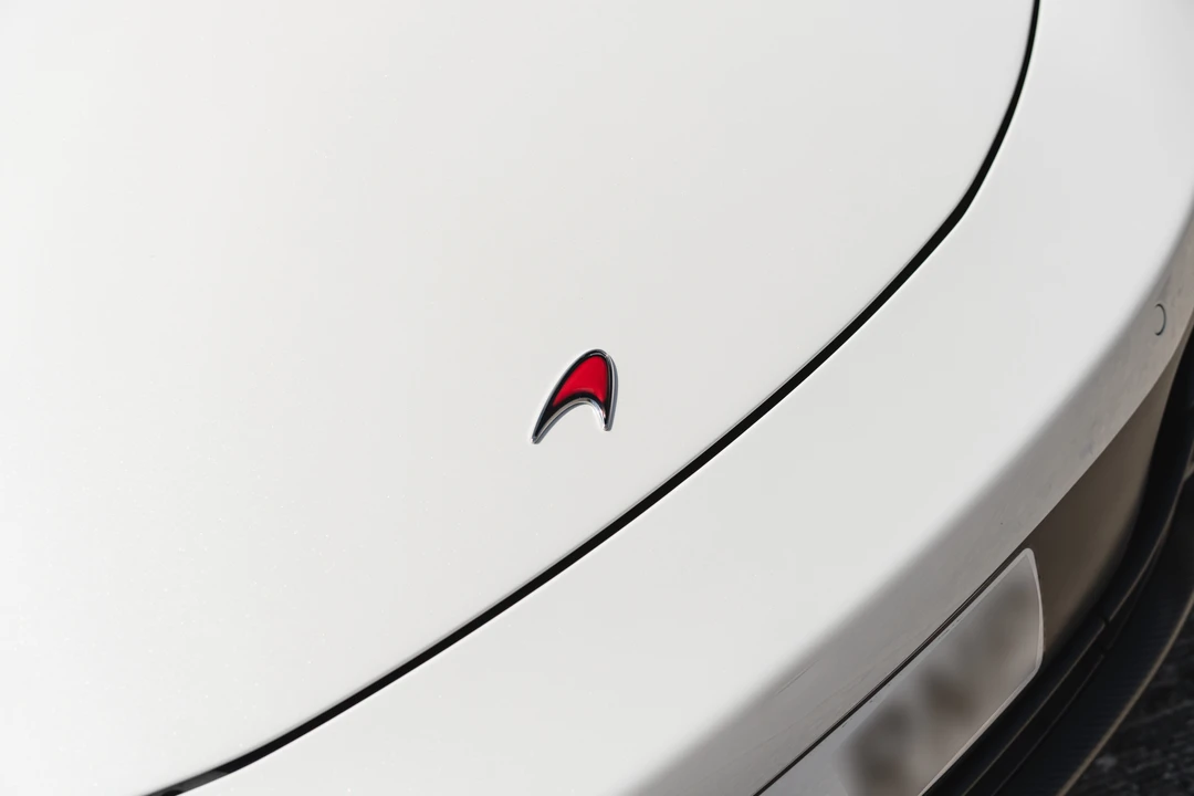 2012 McLaren MP4-12C - Image 30 of 31