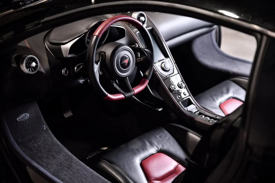 2012 McLaren MP4-12C - Image 4 of 5