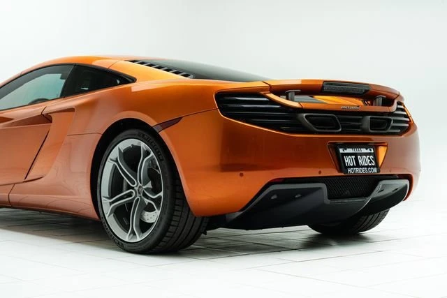 2012 McLaren MP4-12C - Image 17 of 18