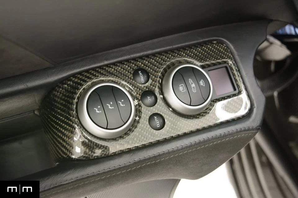 2012 McLaren MP4-12C - Image 11 of 19