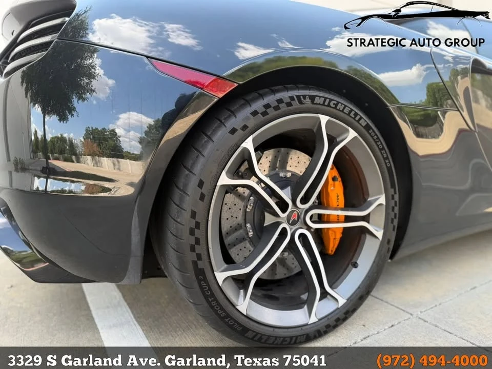 2012 McLaren MP4-12C - Image 11 of 20