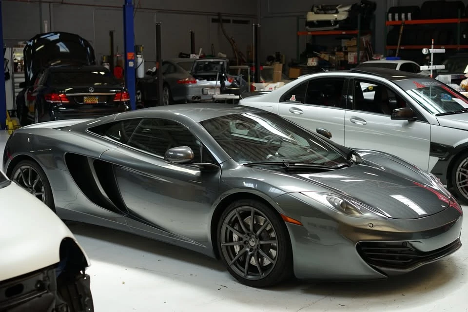 2012 McLaren MP4-12C - Image 2 of 20