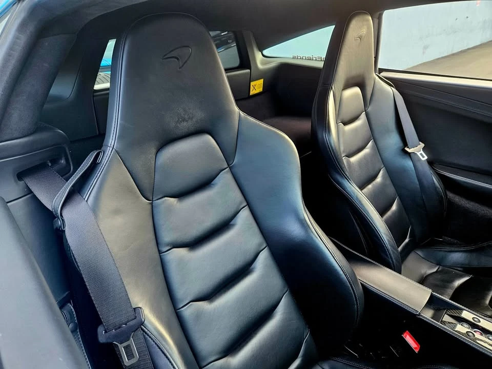 2012 McLaren MP4-12C - Image 19 of 20