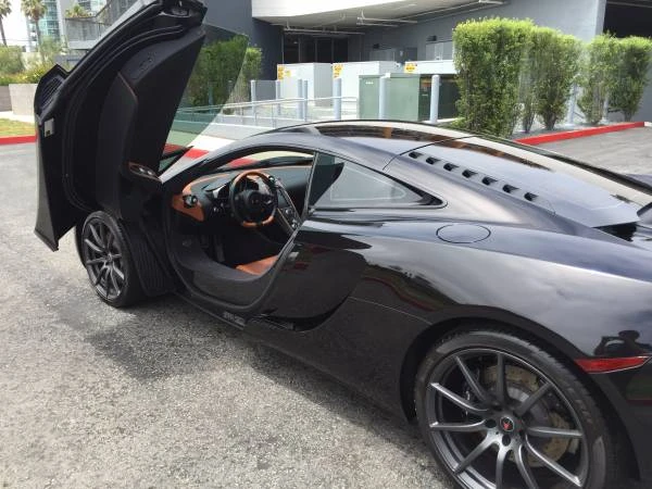 2012 McLaren MP4-12C - Image 4 of 4