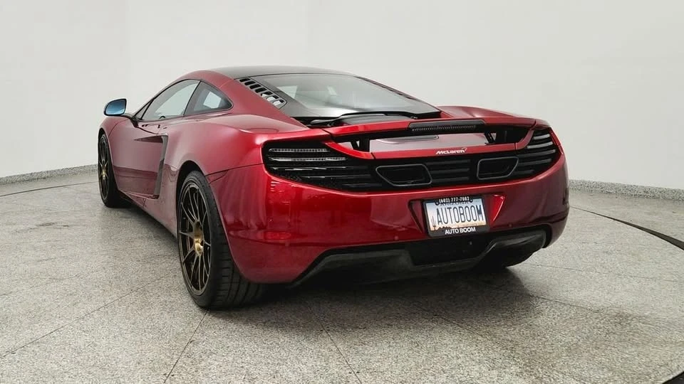 2012 McLaren MP4-12C - Image 4 of 20