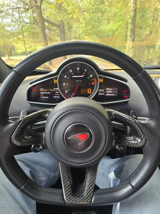 2012 McLaren MP4-12C - Image 15 of 20
