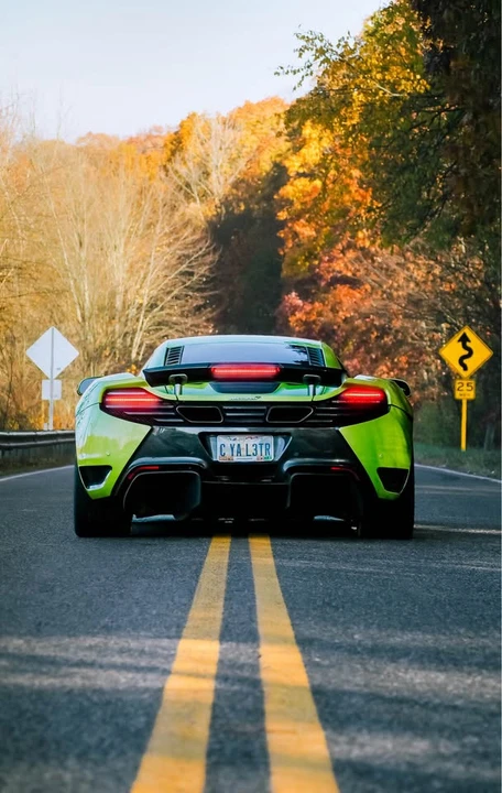 2012 McLaren MP4-12C - Image 4 of 9