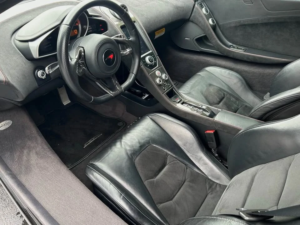 2012 McLaren MP4-12C - Image 13 of 20