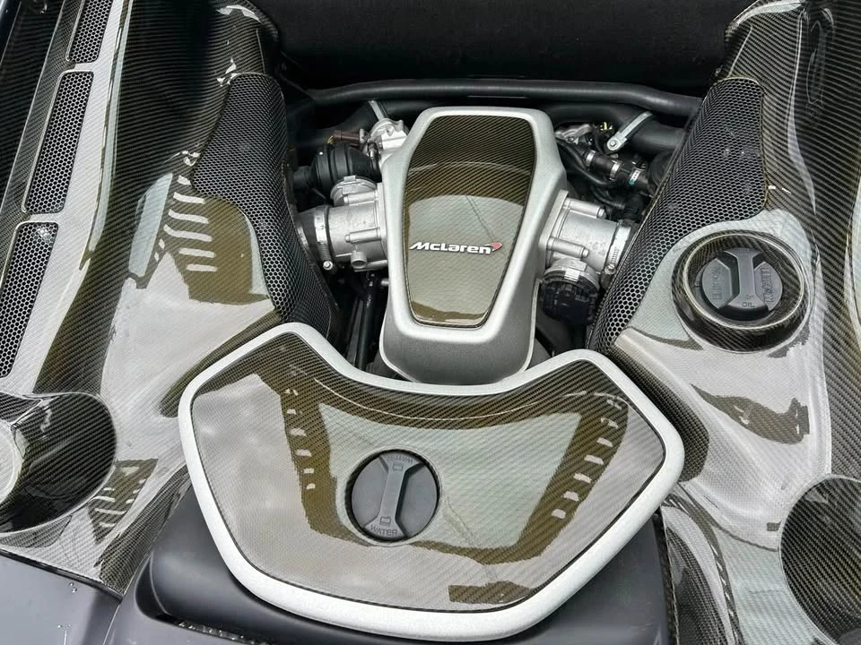 2012 McLaren MP4-12C - Image 11 of 20