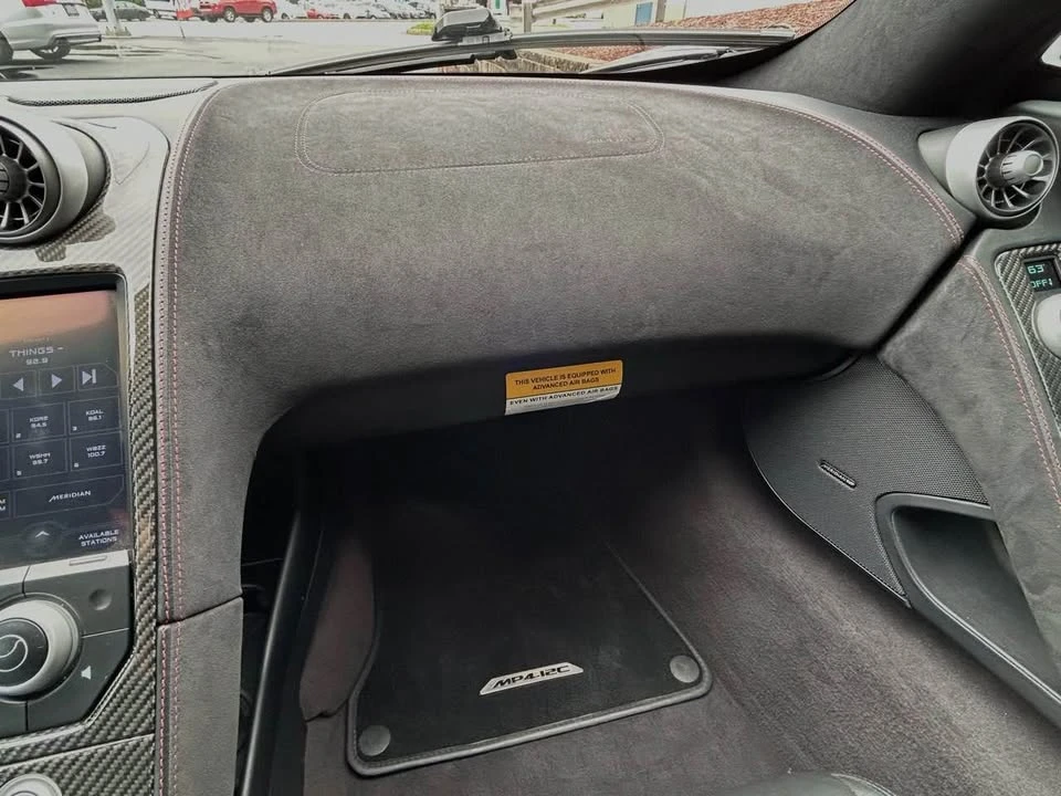 2012 McLaren MP4-12C - Image 19 of 20