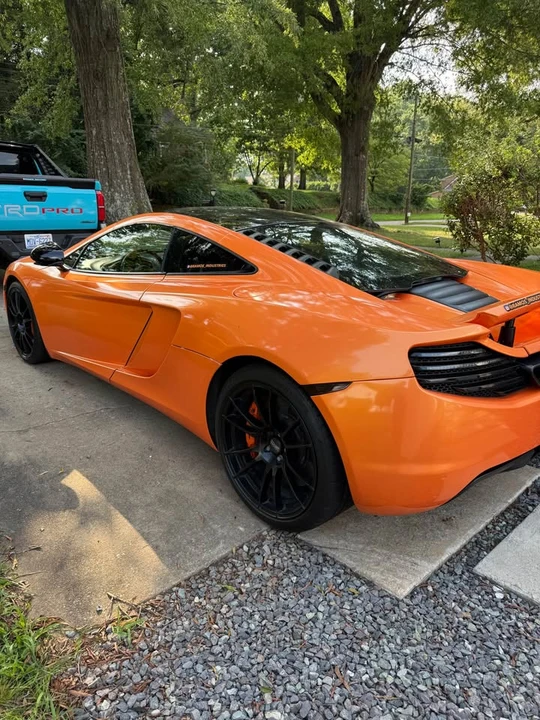 2012 McLaren MP4-12C - Image 10 of 20