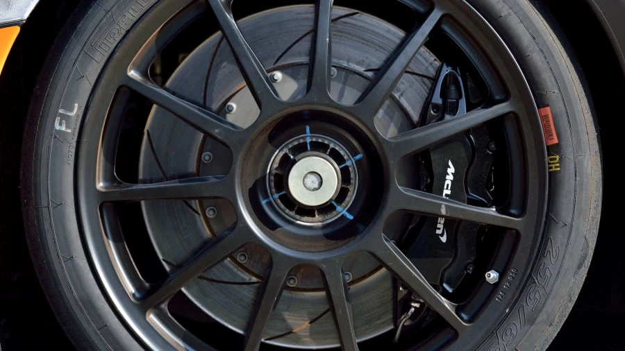 2012 McLaren MP4-12C - Image 15 of 29