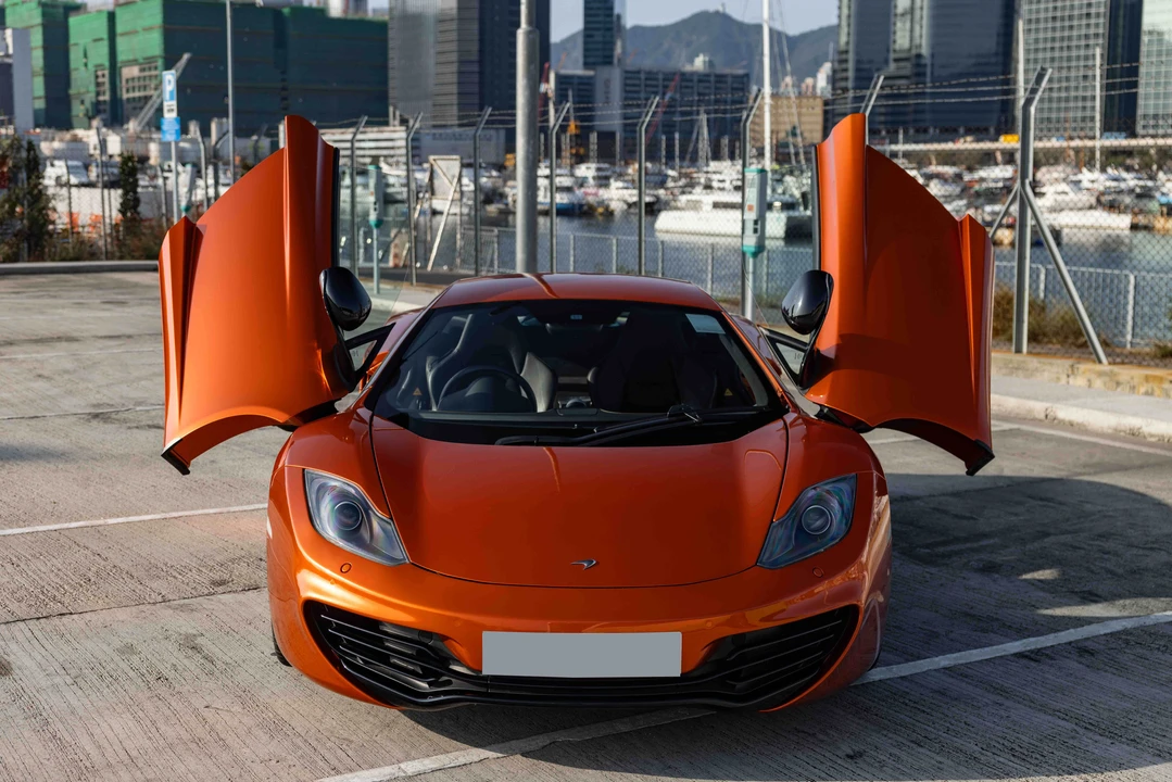 2012 McLaren MP4-12C - Image 23 of 31