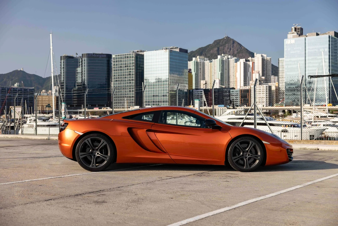 2012 McLaren MP4-12C - Image 4 of 31