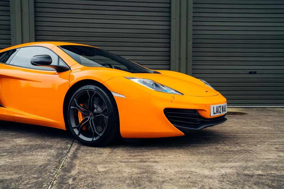 2012 McLaren MP4-12C - Image 19 of 31