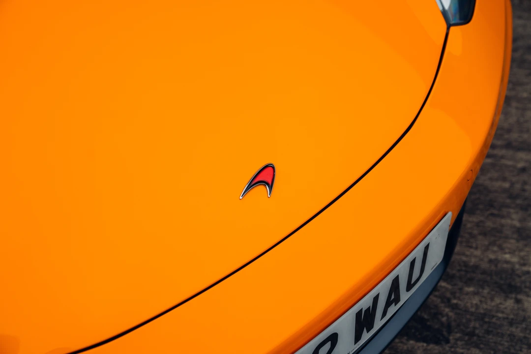 2012 McLaren MP4-12C - Image 14 of 31