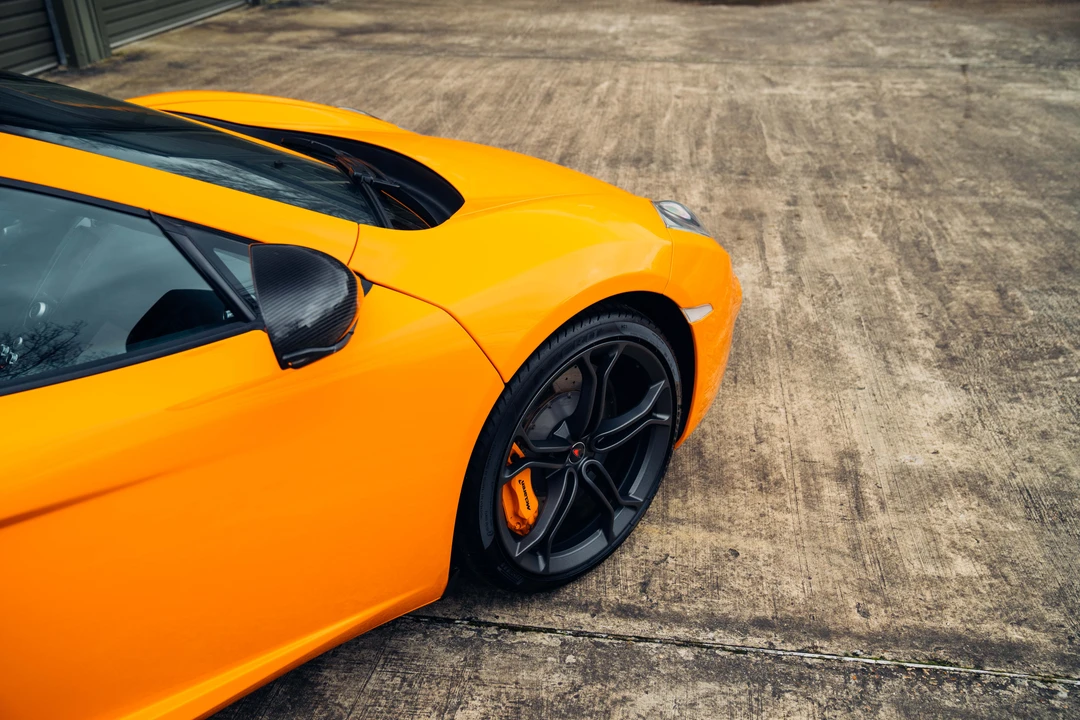 2012 McLaren MP4-12C - Image 20 of 31
