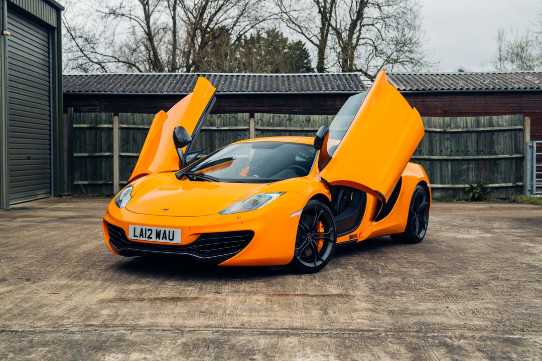 2012 McLaren MP4-12C - Image 11 of 31