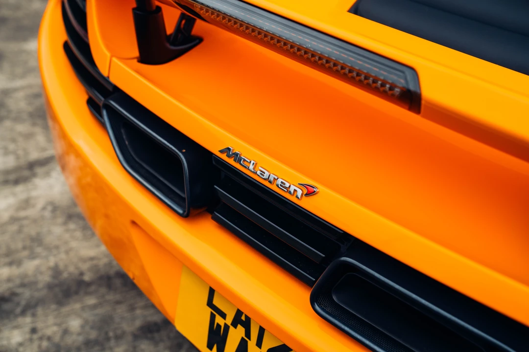 2012 McLaren MP4-12C - Image 30 of 31