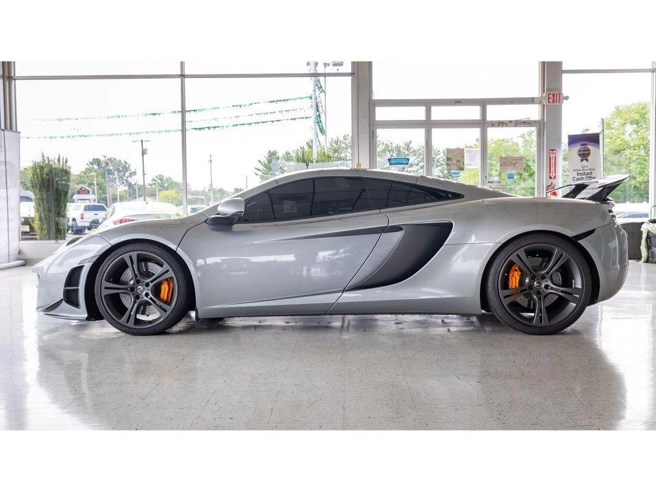 2012 McLaren MP4-12C - Image 8 of 20