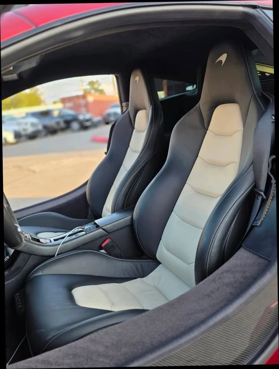 2012 McLaren MP4-12C - Image 14 of 20