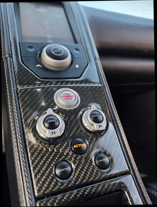 2012 McLaren MP4-12C - Image 18 of 20