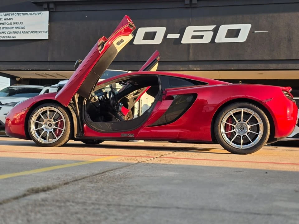 2012 McLaren MP4-12C - Image 12 of 20