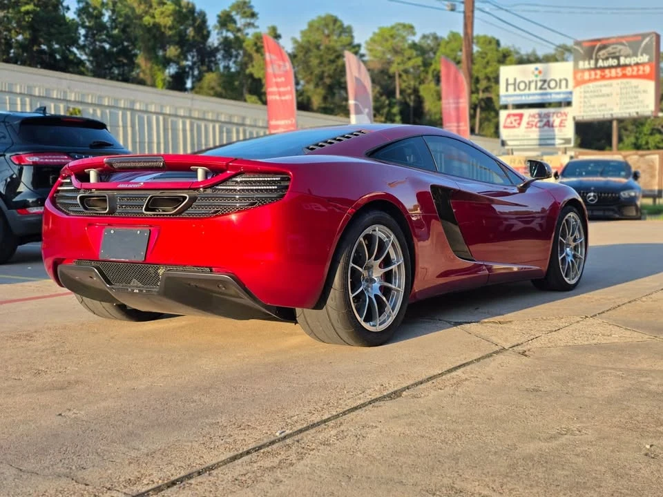 2012 McLaren MP4-12C - Image 5 of 20