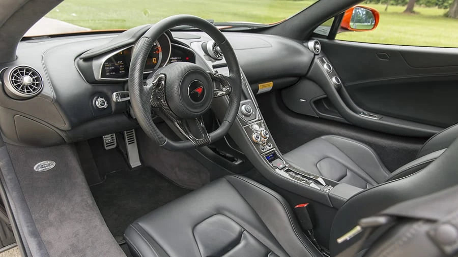 2012 McLaren MP4-12C - Image 4 of 12