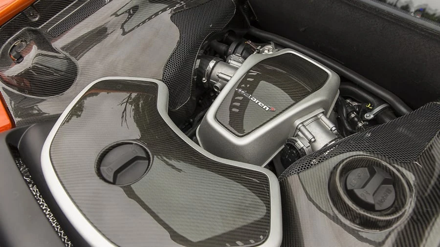 2012 McLaren MP4-12C - Image 6 of 12