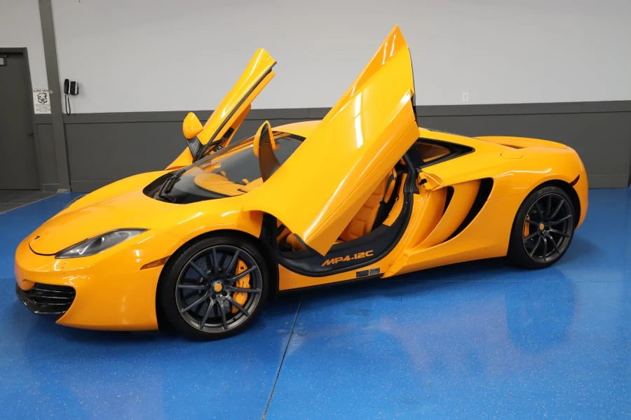 2012 McLaren MP4-12C - Image 4 of 5