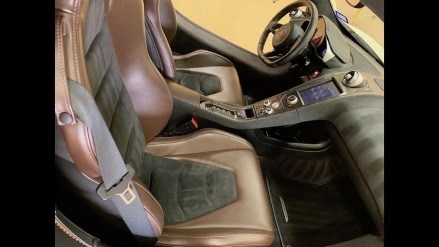 2012 McLaren MP4-12C - Image 6 of 12