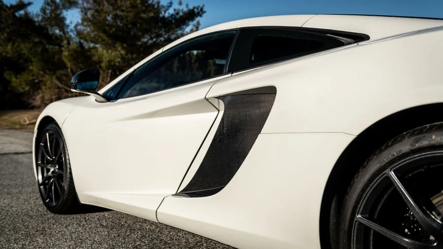 2012 McLaren MP4-12C - Image 8 of 12