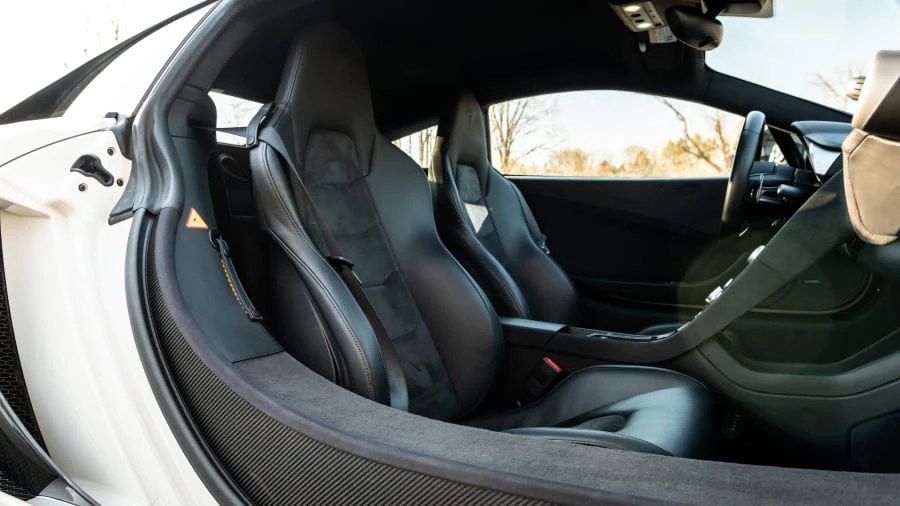 2012 McLaren MP4-12C - Image 7 of 12