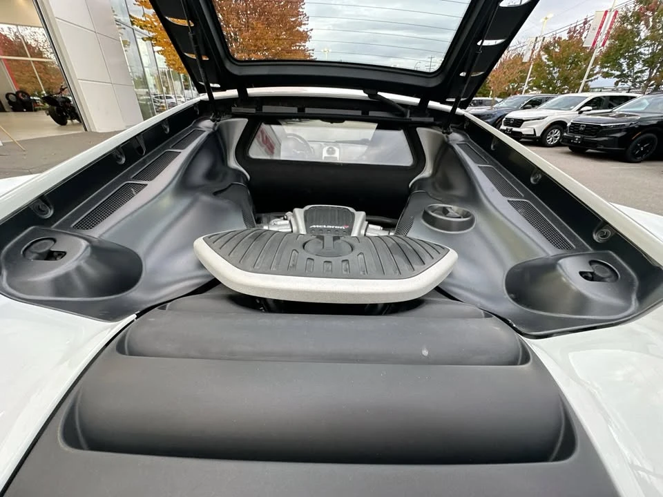 2012 McLaren MP4-12C - Image 13 of 15