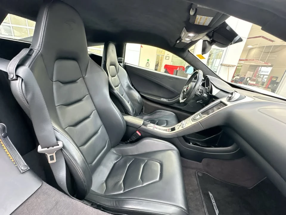 2012 McLaren MP4-12C - Image 14 of 15