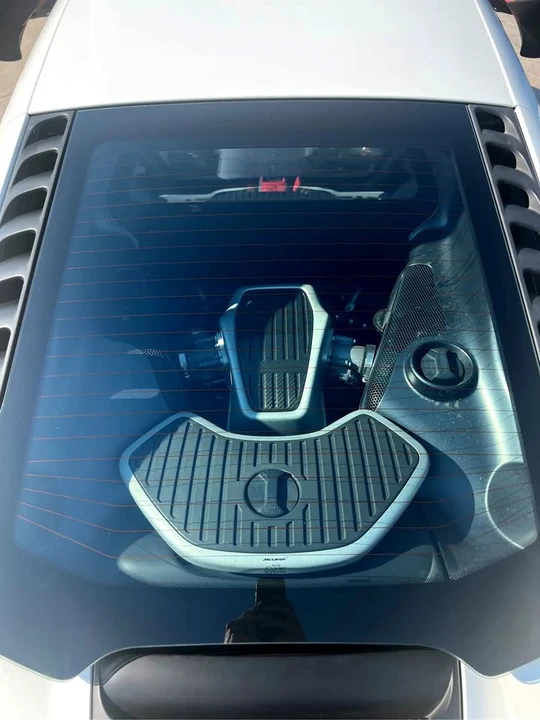 2012 McLaren MP4-12C - Image 17 of 20